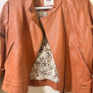 Women's Tan Leather Jacket